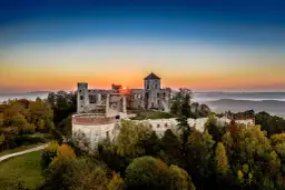 Zamek w Tenczynie: Historia, tajemnice i atrakcje turystyczne