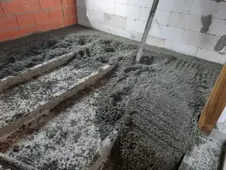 Czy dawać styropian pod wylewkę w garażu? Oto co musisz wiedzieć