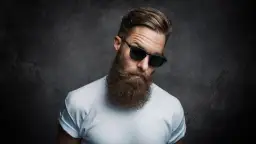 Gęsty zarost: Co naprawdę działa? Kompletny poradnik.