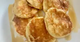 Jak zrobić pyszne placki z kaszy manny z jabłkami, które pokochasz?