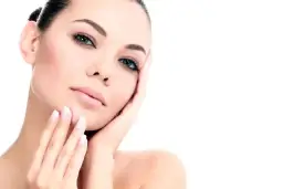 Czy kwas hialuronowy jest szkodliwy? Poznaj ryzyko i skutki uboczne