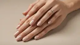 Jaki kształt paznokci wyszczupla palce? Odkryj najlepsze opcje