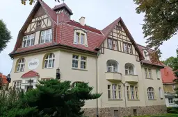 Jak łatwo dojechać do sanatorium azalia szczawno zdrój? Sprawdź!