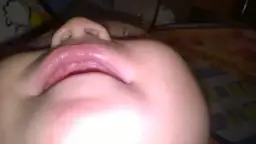 Górne jedynki ząbkowanie: jak wyglądają dziąsła u niemowlaka?