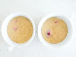 Szybkie ciasto w mikrofali: Prosty przepis bez pieczenia w 5 minut