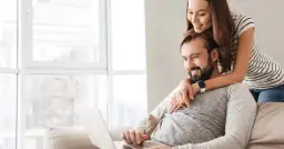 Jak sprzedać mieszkanie z kredytem hipotecznym we frankach bez stresu?