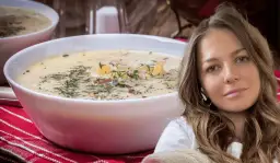 Jaka śmietana do zupy ogórkowej, aby uniknąć mdłego smaku?