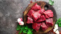 Jak długo dusić wołowinę, aby była idealnie miękka i soczysta?