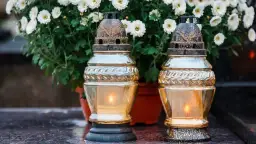 Co daje zmarłemu znicz? Odkryj znaczenie i symbolikę płomienia