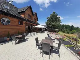 Bacówka Na Zadzielu: Beskid Wyspowy planuj wyjazd i podziwiaj Tatry