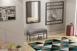 Jak ozdobić ścianę w przedpokoju, by uniknąć nudnych aranżacji?