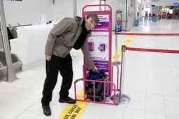 Wizz Air bagaż podręczny – co sprawdzają przy odprawie i boardingu?