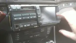 Gdzie jest tuner radiowy w BMW E39? Oto, co musisz wiedzieć