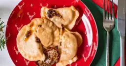 Pierogi z soczewicą i suszonymi pomidorami – pyszny przepis