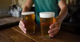 Cholesterol a piwo: Jak pogodzić kufel ze zdrowym sercem?