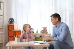 Na czym polega nauczanie indywidualne i dlaczego jest ważne dla uczniów?