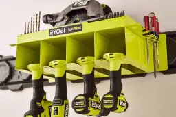 Jak zrobić regał do garażu: proste sposoby na trwałe półki