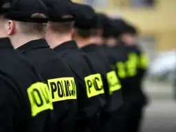 Jaki stopień ma policjant po studiach? Odkryj, co musisz wiedzieć