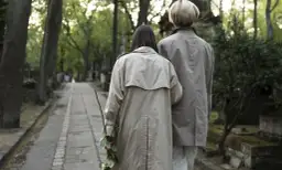 Kto zarządza cmentarzem parafialnym? Odpowiedzialność i obowiązki zarządcy wyjaśnione