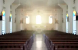 Czy w Nowy Rok trzeba iść do kościoła? Obowiązki i konsekwencje według Kościoła