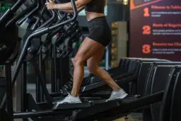 Ile ćwiczyć na orbitreku żeby schudnąć - sprawdzone metody i porady