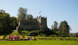 Zamek w Nowym Sączu: Co zostało z potężnej królewskiej fortecy?