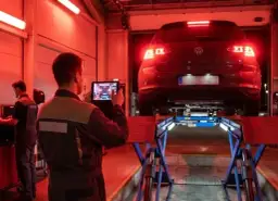 Przegląd samochodu 2026: Ceny, co sprawdzić i uniknąć kar?