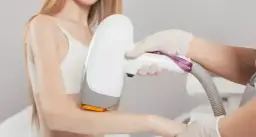 Depilacja laserowa a rak: Onkolodzy rozwiewają wątpliwości