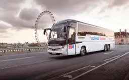 National Express Stansted: Skąd odjeżdża? Wybierz swój przystanek!