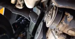 Jak prawidłowo założyć pasek alternatora – uniknij kosztownych błędów krok po kroku