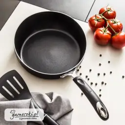 Patelnia aluminiowa czy stalowa - co wybrać, by uniknąć błędów?