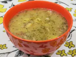 Czym doprawić zupę fasolową, aby uzyskać wyjątkowy smak?