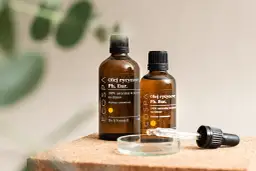 Olej rycynowy czy olejek? Skład, jakość, wybór ekspert radzi