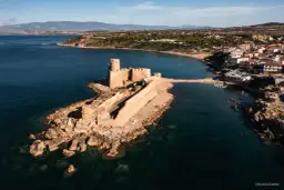 Odkryj Kalabrię: Najpiękniejsze miejsca i praktyczne wskazówki