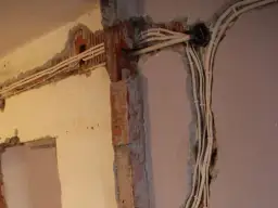Wymiana instalacji elektrycznej w mieszkaniu - Ceny i porady