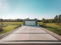 Z czego zrobić podjazd? Najlepsze materiały i ich wady