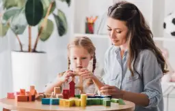 Rodzicielstwo w spektrum: Skuteczne strategie wsparcia dziecka z ASD