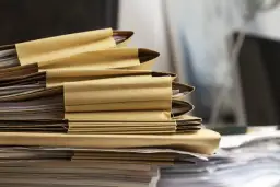 Odpis KW: Jak uzyskać szybko i tanio? Online vs. sąd poradnik.