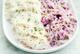 Jak zrobić surówkę z sałaty, aby była smaczna i zdrowa?