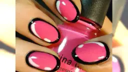 Paznokcie jak z kreskówki: proste sposoby na kreatywny manicure