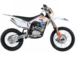 Jakie enduro 250 4t wybrać? Przegląd najlepszych modeli i opinii