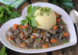 Gulasz z serc drobiowych: odkryj smak, który zaskoczy każdego