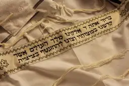 Znaczenie symboli biblijnych: odkryj ich głębokie przesłanie i znaczenie