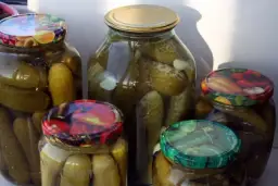 Jak długo mogą stać ogórki kiszone? Sprawdź, aby uniknąć zmarnowania