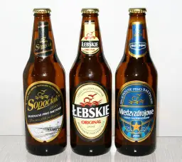 Gdzie kupić piwo łebskie? Sprawdź najlepsze lokalizacje w Łebie