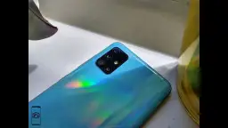 Jak wymienić szkło aparatu w telefonie - uniknij kosztownych błędów