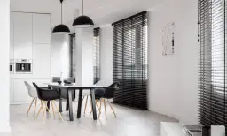 Czym można zasłonić okna familiada? Odkryj najlepsze sposoby na prywatność