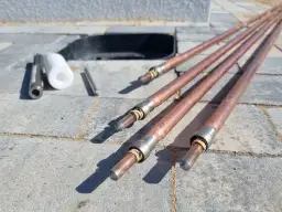 Uziemienie otokowe czy szpilkowe? Wybierz bezpieczne rozwiązanie!