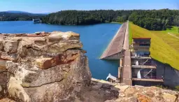 Jezioro Dobczyckie: Zamek, zapora, rejsy. Niezapomniany weekend?