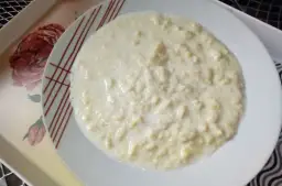 Jak zrobić lane kluski do zupy - prosty przepis na pyszny dodatek